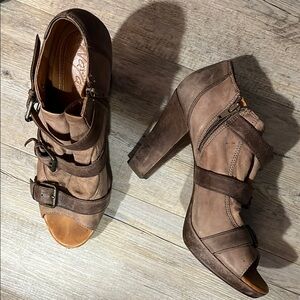 Brown Leather Heeled Booties